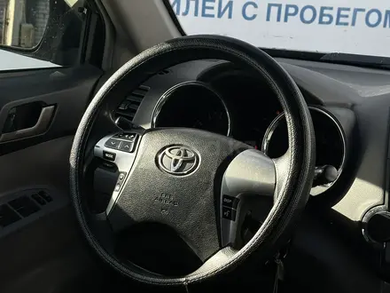 Toyota Highlander 2011 года за 10 289 889 тг. в Семей – фото 3