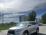 Toyota Highlander 2014 годаүшін10 500 000 тг. в Астана – фото 2
