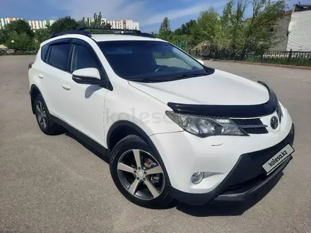 Toyota RAV4 2015 года за 9 900 000 тг. в Астана – фото 2