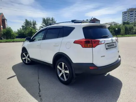Toyota RAV4 2015 года за 9 900 000 тг. в Астана – фото 3