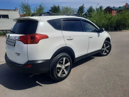 Toyota RAV4 2015 года за 9 900 000 тг. в Астана – фото 4