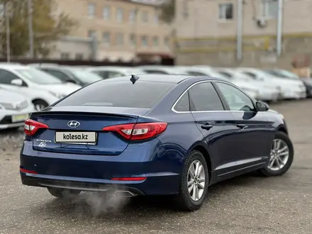 Hyundai Sonata 2016 года за 7 600 000 тг. в Актобе – фото 4