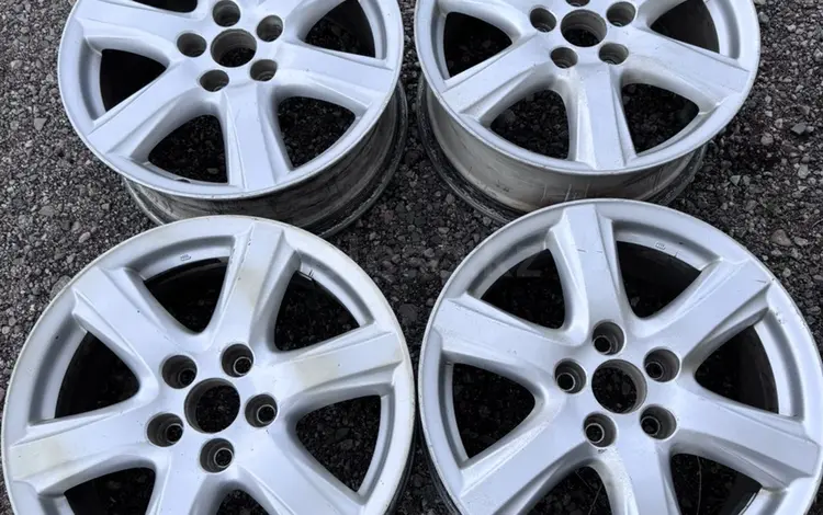 Toyota R17 original. Pcd 5/114.3.ET45 комплект дисков за 110 000 тг. в Алматы