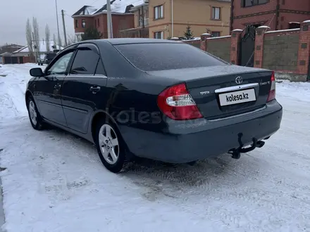 Toyota Camry 2003 года за 5 300 000 тг. в Актобе – фото 2