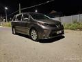 Toyota Sienna 2017 годаүшін9 000 000 тг. в Атырау