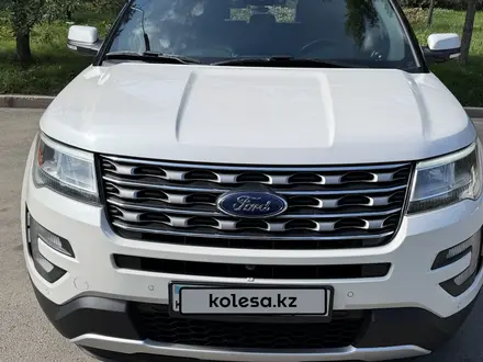 Ford Explorer 2017 года за 13 300 000 тг. в Алматы – фото 2