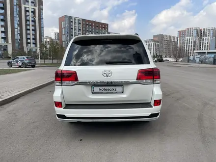 Toyota Land Cruiser 2020 года за 36 000 000 тг. в Астана – фото 15