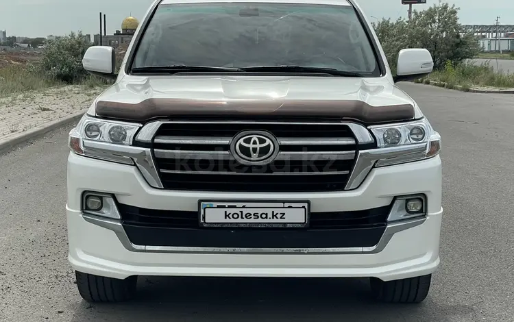 Toyota Land Cruiser 2020 года за 36 000 000 тг. в Астана