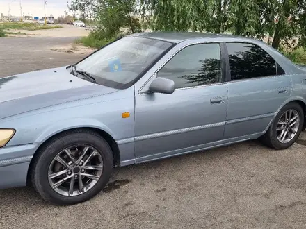 Toyota Camry 1997 года за 2 500 000 тг. в Актау – фото 2