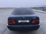 Mercedes-Benz E 280 1999 годаүшін2 400 000 тг. в Кулан – фото 4