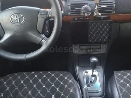 Toyota Avensis 2006 года за 5 500 000 тг. в Калбатау – фото 2