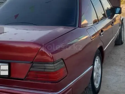 Mercedes-Benz E 200 1993 года за 1 800 000 тг. в Кызылорда – фото 9