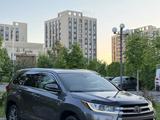 Toyota Highlander 2018 года за 16 500 000 тг. в Шымкент – фото 3
