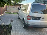 Volkswagen Transporter 2015 года за 15 500 000 тг. в Алматы – фото 5