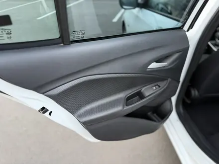 Chevrolet Onix 2023 года за 5 500 000 тг. в Астана – фото 36