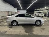 Toyota Camry 2015 годаfor9 200 000 тг. в Алматы – фото 2