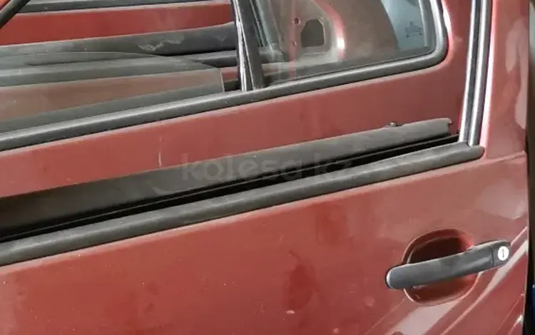 Комплект дверей на Volkswagen Bora за 100 000 тг. в Алматы