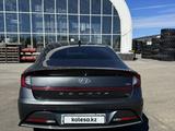 Hyundai Sonata 2022 года за 11 000 000 тг. в Усть-Каменогорск – фото 5