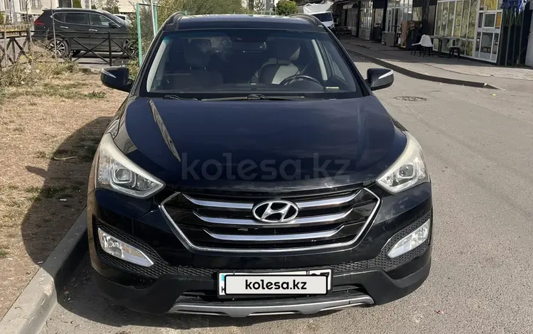 Hyundai Santa Fe 2015 годаfor10 500 000 тг. в Алматы