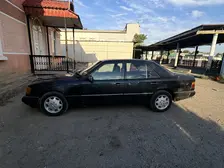 Mercedes-Benz E-Class, 1990
