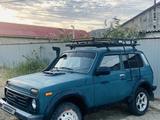 ВАЗ (Lada) Lada 2121 2001 года за 1 200 000 тг. в Атырау – фото 2