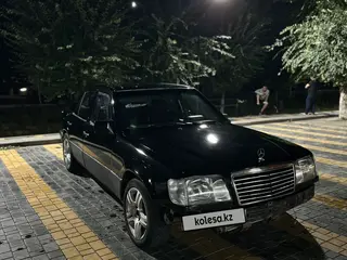 Mercedes-Benz E 280