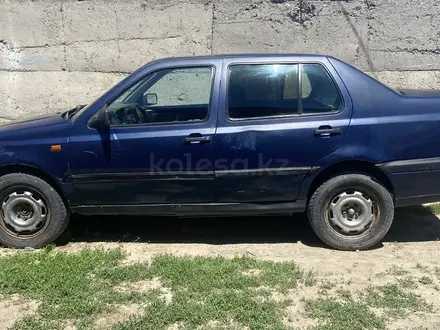 Volkswagen Vento 1993 года за 480 000 тг. в Шамалган