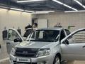 ВАЗ (Lada) Granta 2190 2013 годаfor2 650 000 тг. в Уральск