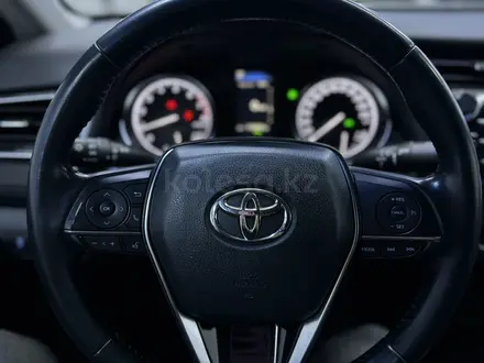 Toyota Camry 2019 года за 13 000 000 тг. в Астана – фото 11