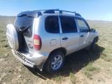 Chevrolet Niva 2004 года за 1 400 000 тг. в Актобе – фото 2