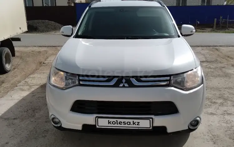 Mitsubishi Outlander 2012 годаүшін4 900 000 тг. в Атырау