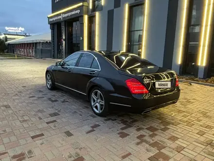 Mercedes-Benz S 500 2009 года за 9 000 000 тг. в Астана – фото 13