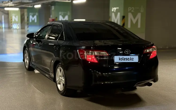 Toyota Camry 2012 годаfor8 400 000 тг. в Алматы