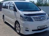 Toyota Alphard 2004 года за 8 500 000 тг. в Алматы