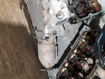 Двигатель на ниссан за 110 000 тг. в Астана