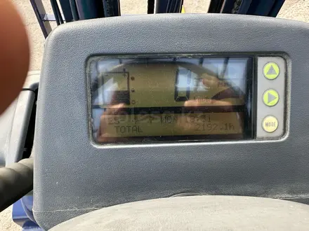 Komatsu  FB25 EX электро, 6.5 метра, 2.5 тонны 2010 года за 7 900 000 тг. в Алматы – фото 9