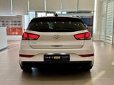 Hyundai i30 2023 годаfor9 990 000 тг. в Атырау – фото 3