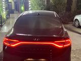 Hyundai Grandeur 2017 года за 11 500 000 тг. в Шымкент – фото 3