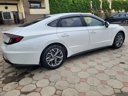 Hyundai Sonata 2022 года за 10 000 000 тг. в Актау – фото 16