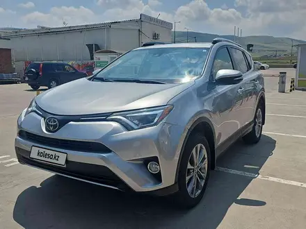 Toyota RAV4 2018 года за 9 000 000 тг. в Алматы – фото 2