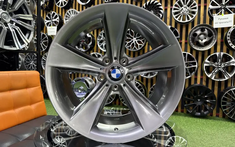 Диски BMW казаны серебро графит 2цвета 18*5*120 разно широкие в наличии за 249 000 тг. в Астана
