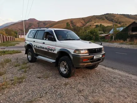 Mitsubishi Challenger 1996 года за 2 250 000 тг. в Алматы