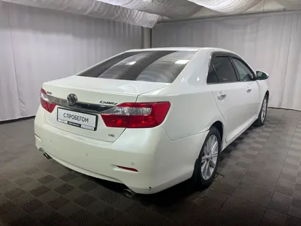 Toyota Camry 2014 года за 9 300 000 тг. в Алматы – фото 17