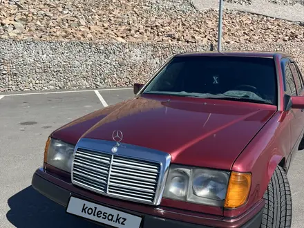 Mercedes-Benz E 230 1990 года за 2 200 000 тг. в Конаев (Капшагай) – фото 18