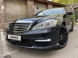 Mercedes-Benz S 500 2011 годаүшін17 500 000 тг. в Караганда – фото 3