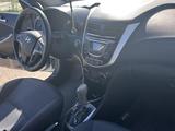 Hyundai Accent 2013 года за 2 800 000 тг. в Кокшетау – фото 2