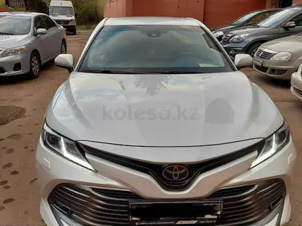 Toyota Camry 2019 года за 12 399 000 тг. в Алматы