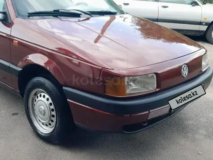 Volkswagen Passat 1991 года за 1 750 000 тг. в Алматы – фото 13