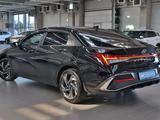 Hyundai Elantra Luxe 2024 годаүшін8 890 000 тг. в Алматы – фото 4