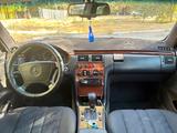 Mercedes-Benz E 230 1996 года за 1 850 000 тг. в Тараз – фото 5